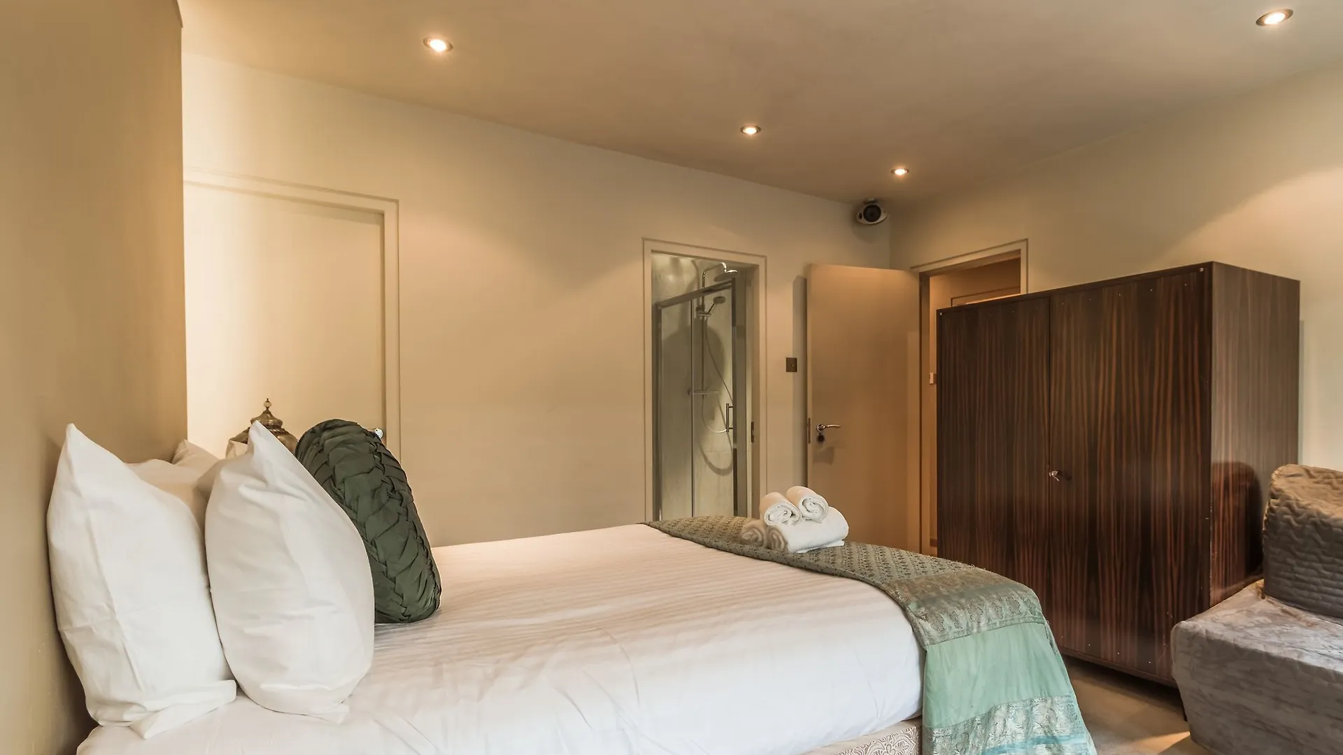 5Starstay The Oscar Wilde Suite Dublin 0*,  Irlanda
